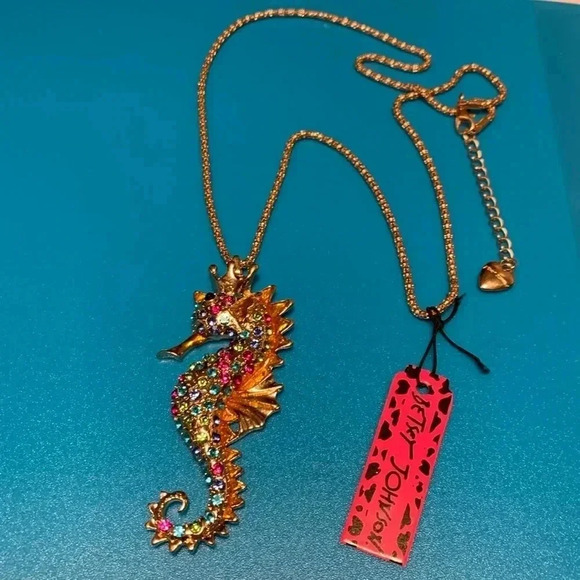 BETSEY JOHNSON Seahorse Necklace,NWT. - Picture 1 of 2